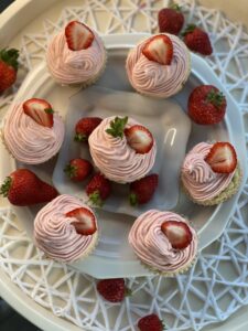 Vegan Strawberry Cream Cheese Cupcakes